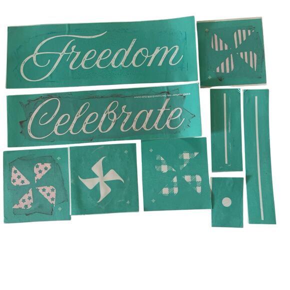 Chalk‎ Couture 8.5 X 11  4  Transfer Stencils - Picture 4 of 5